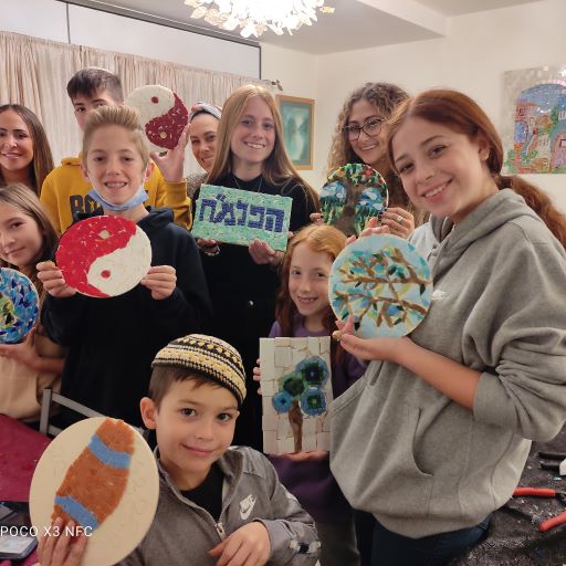 Rave Mosaic Pesach Family Workshops at Hutzot Hayotzer