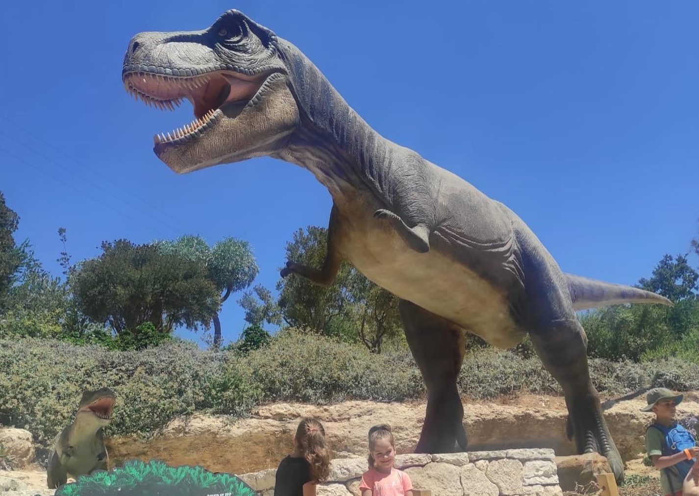 Dinosaur Theme Event Guide, IT'S DINO TIME! Jurassic dinosaurs seem to be found in Chimeraland! Celebrate all things Dinosaur in Jurassic Era, Chimeraland Edition! And we have, By Chimeraland - SEA