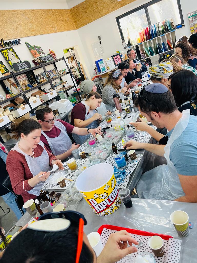 Creative Crafts Pesach Workshops