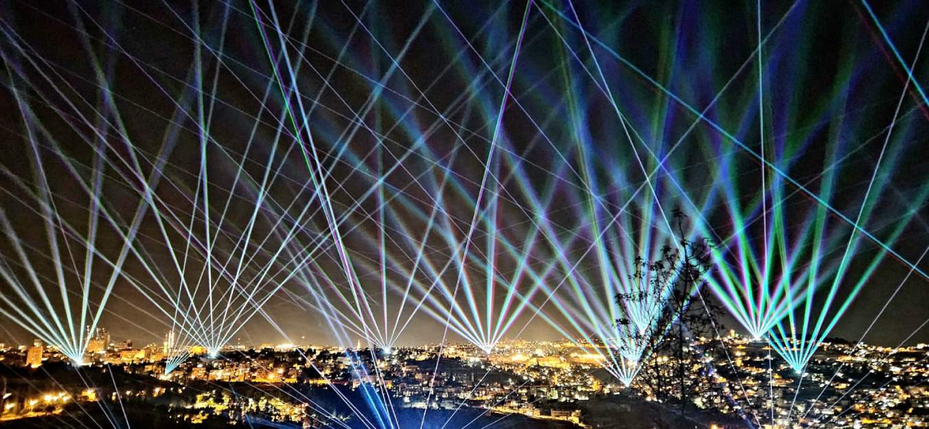 Highlights JLM: A Show in the Sky